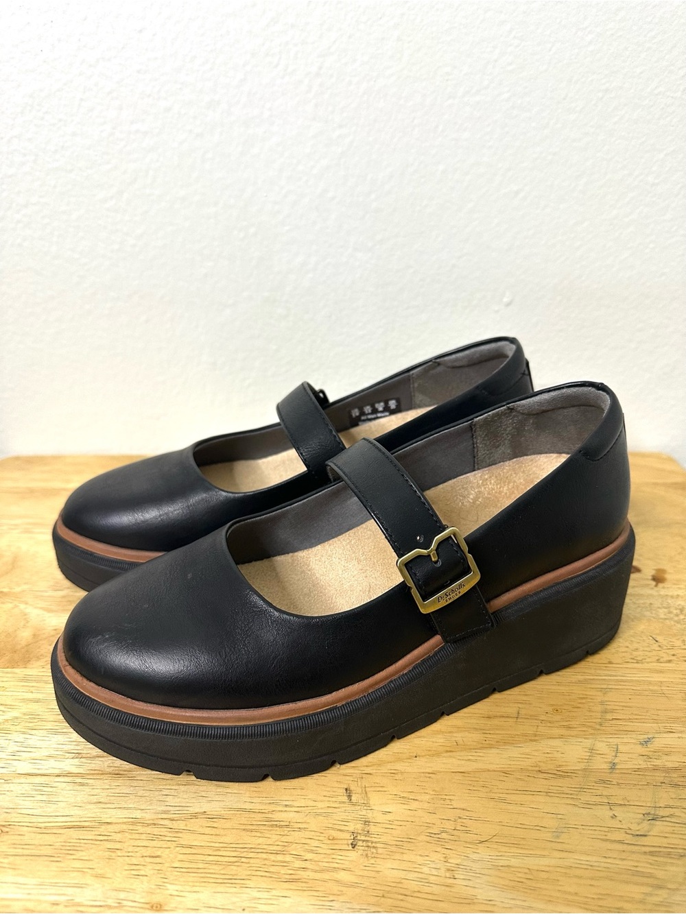 Dr. Scholl's Women's Black Mary Jane Platform Shoes Size 6